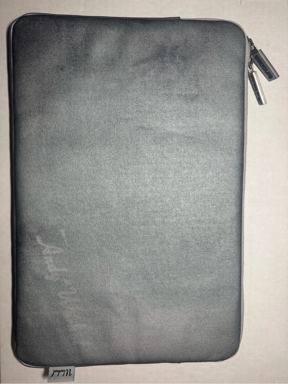Incase x Andy Warhol Coated Canvas Laptop Sleeve in Charcoal for Macbook Air 11”